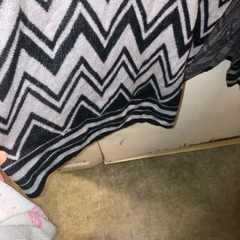 Chevron Pattern hooded Sweater/ duster/cardigan X… - image 3